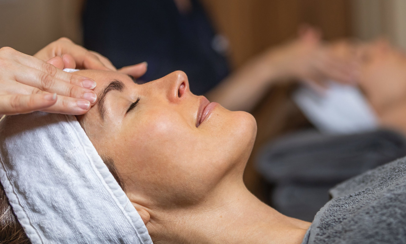 Finlake Lady Having Spa Facial