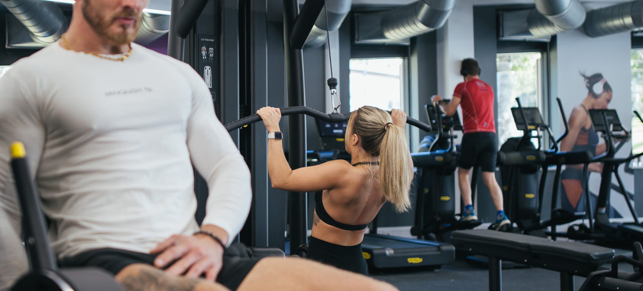 Finlake Lady And Man On Technogym